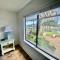 8C Richmond Park, lake view villa with full access to amenities, villa - ميرتل بيتش