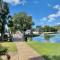 8C Richmond Park, lake view villa with full access to amenities, villa - ميرتل بيتش