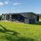 5 Bedroom Nice Home In Glesborg - Glesborg