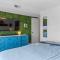 Perfect Wave-100 steps to Beach Sleeps 4 - 大洋城