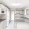 Detached Queen Room in Pymble - Serene Spot - Shared Bathroom