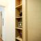Modern Downtown Flat by GOLDEN H&R - 塞萨洛尼基