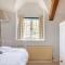 Charming Cottage in Cotswolds Riverside Village - Fairford