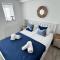 Above PORTHMINSTER BEACH - - St James Rest - - A STYLISH GROUND-FLOOR PRIVATE APARTMENT - - Kids Love The Cabin Bunk Room - - BEAUTIFULLY REFURBISHED