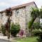 Charming house in Teo with balcony and parking included - Rua De Francos