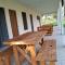 Cute Rustic Cottage by the River - Caximba
