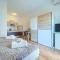 Cozy New Apartments with Private Pool Podstrana - Podstrana