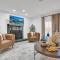 Amazing 8BR w Pool Lake ViewTons of Amenities - ديفي