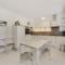 Apartment Beau Rivage-1 by Interhome - كافالير سور مير