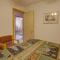 Condo in Cedar Creek with Shuttle to Big Sky Resort! - Gallatin Gateway