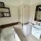MILET style and spacy 2 room apartment with AC in Bratislava Nivy