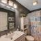 1 Mi to Beach Pocono Lake Chalet with Decks - Pocono Lake