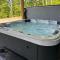 Chalet Peak Tremblant: Your Mountain Escape.