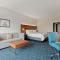 Holiday Inn Express & Suites Orlando- Lake Buena Vista by IHG