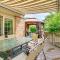 Sterling Heights Getaway with Fire Pit! - Sterling Heights