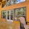 Modern Black Hills Cabin with Loft and Wraparound Deck - رابيد سيتي
