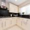 Pass the Keys Gorgeous 4 BR House Near Station mins to London - 锡德卡普