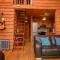 Rowan Log Cabin - Dalavich