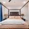 Luxurious Midtown Retreat with Elevator Access - Омаха