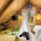 The Treehouse - Hood