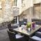 Dream Stays Bath - Trim Street Townhouse with Hot tub