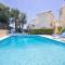 Phaedrus Living Nerina Urban Residence