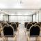 Loi Suites Recoleta Hotel