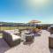 Spacious Bellemont Cabin with Jacuzzi and Mtn View! - Bellemont