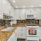 Panoramic Views, Private Balcony on 15th Floor, End Unit - جزيرة ماركو