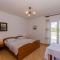 Apartments Jakov