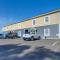 4 Mi to Lake Erie Condo in Golf Community