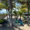 Beach house room for 2 with Balcony and Breakfast
