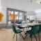HELLOFLATS - Luxus-Penthouse - Balkon - Parking - Zentrum - Therme - Nähe Flughafen MUC