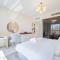 JBR Amwaj 4 , Upgraded Sea and Ain Dubai Views, 2m walk to Beach By Gardenia Suitse - 迪拜