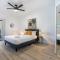 3BR CozySuites at Kierland Commons with pool #12 - Scottsdale