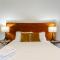 CozySuites at Kierland Commons with pool #13 - Скоттсдейл