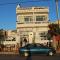 BIG BLUE guest house - 依索安