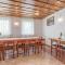 Vineyard Homestead Vrtin - Happy Rentals