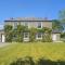 Tregongon House - Veryan