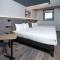 ibis Styles London Gatwick Airport - Crawley