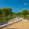 Villa La Casa Blanca by Abahana Villas