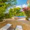 Villa La Casa Blanca by Abahana Villas