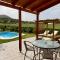 Marilis House, private swimming pool, south beach, mountain view - Ardaktos