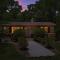 River Access Cabin w Hot Tub, Grill, Firepit, WiFi - لوراي