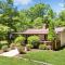 River Access Cabin w Hot Tub, Grill, Firepit, WiFi - لوراي