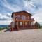 Peaceful Wyoming Cabin with Spacious Deck and Wet Bar! - صندانس