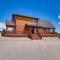 Peaceful Wyoming Cabin with Spacious Deck and Wet Bar! - صندانس