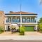 Steps to Beach Oceanside Townhome with Heated Pool - جنوب جزيرة بادري
