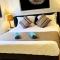 Latitude Luxury Seafront Suite - ريفير نوار
