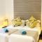 Latitude Luxury Seafront Suite - ريفير نوار